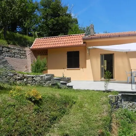 Casa Nel Verde Della Val Di Vara Sero Exterior photo
